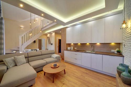 Dolina Wikingów 2-poziomowy apartament w Norweskiej Dolinie z dwoma balkonami i dostępem do strefy Wellness