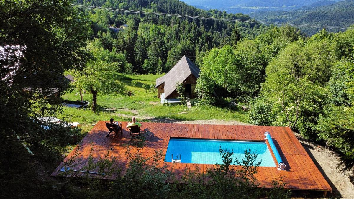 Przysiółek Flądrówka - Dom na odludziu z widokiem na Gorce i Tatry