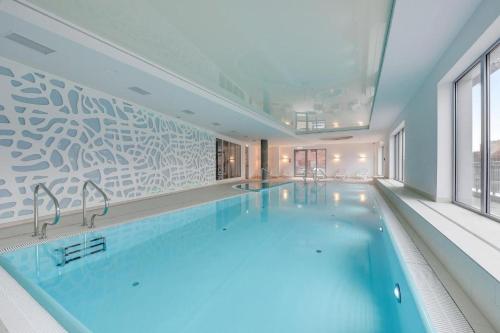 Downtown Apartments Waterlane Island - Riverview Pool, SPA & Gym