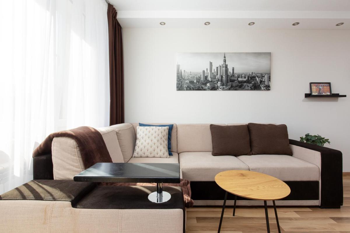 Family Apartment Saska Kępa by Noclegi Renters