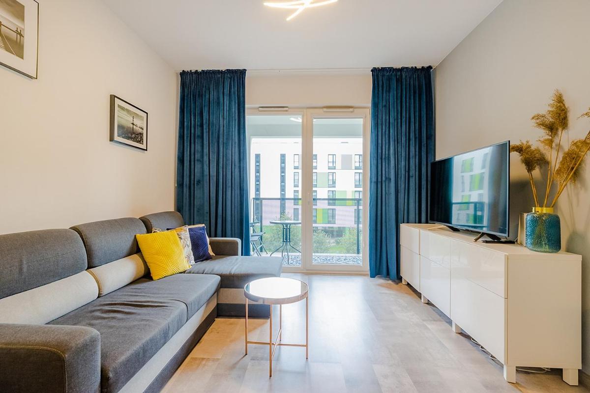 Family Apartment Żoliborz by Noclegi Renters