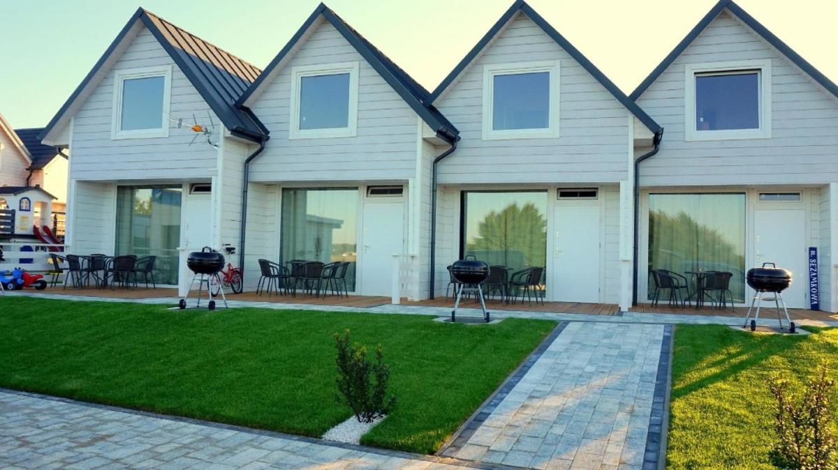 Ferienhaus in Sarbinowo mit Garten, Terrasse und Grill