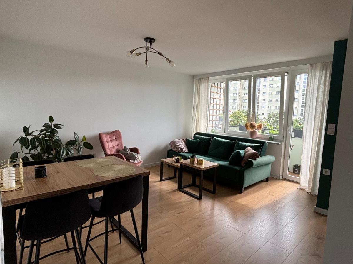 Green Apartment