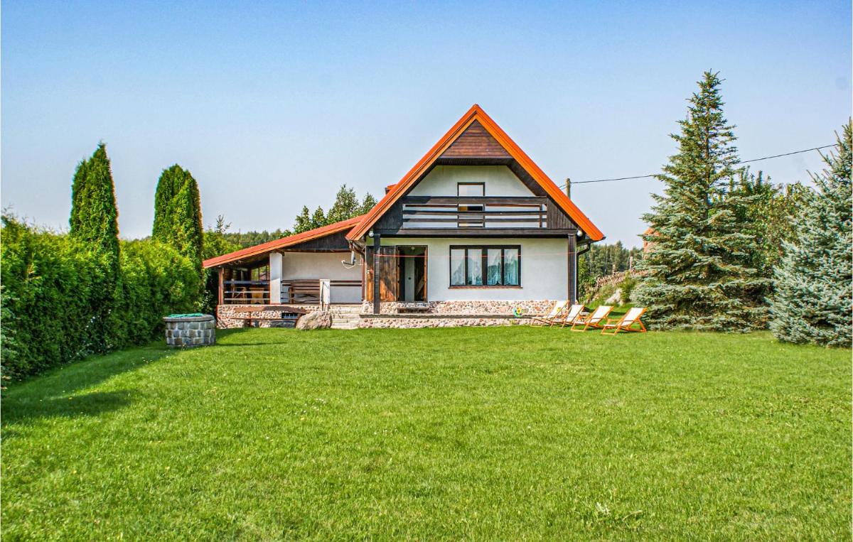 4 Bedroom Amazing Home In Biskupiec