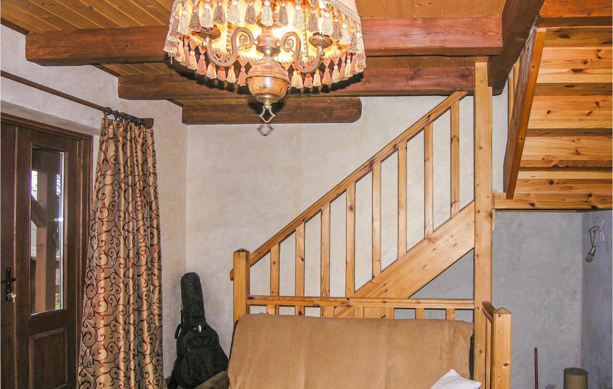 Awesome Home In Dywity With House Sea View
