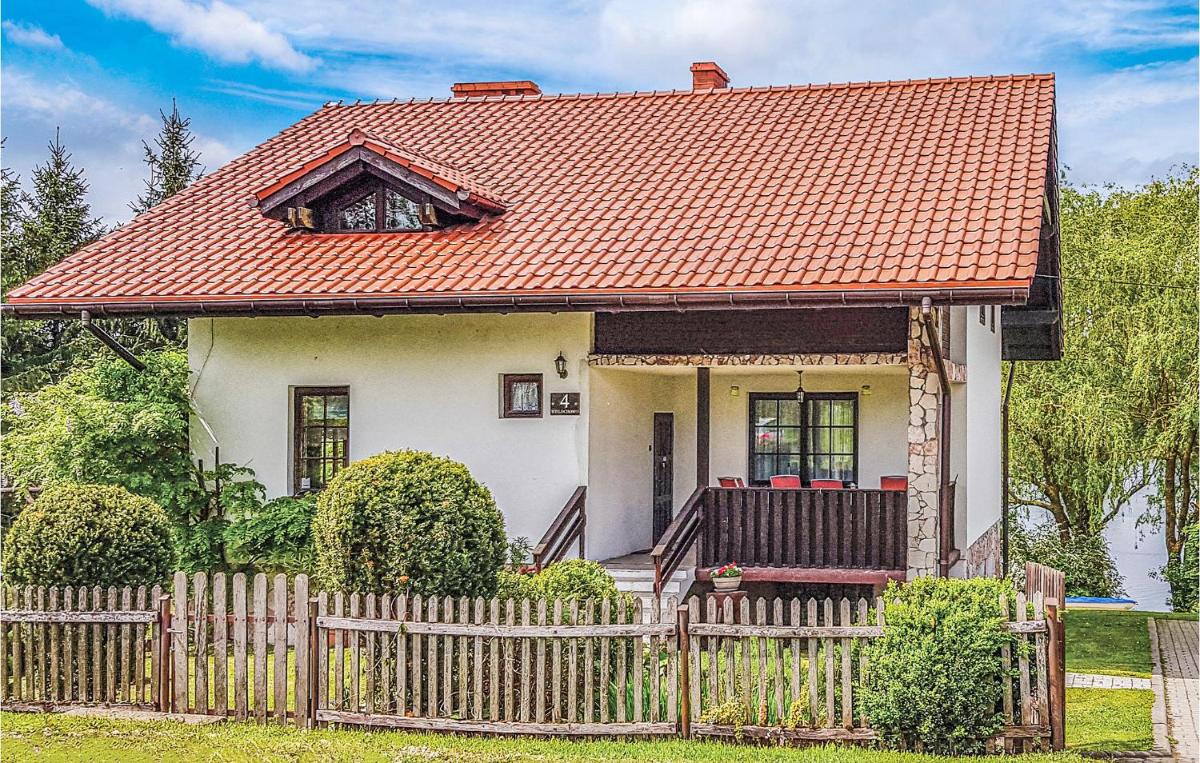 Lovely Home In Lidzbark Warminski With Kitchen