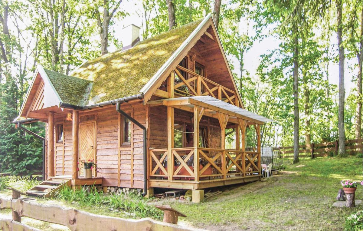 2 Bedroom Lovely Home In Gietrzwald