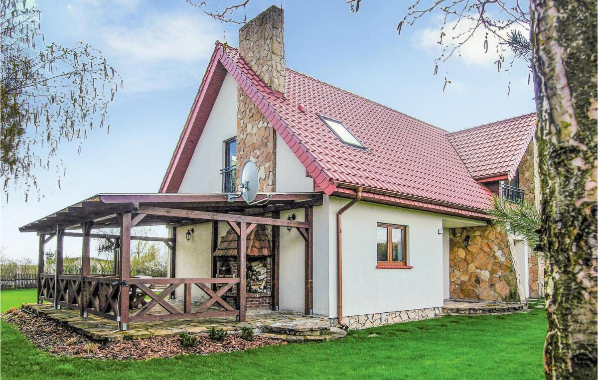 3 Bedroom Amazing Home In Jedwabno