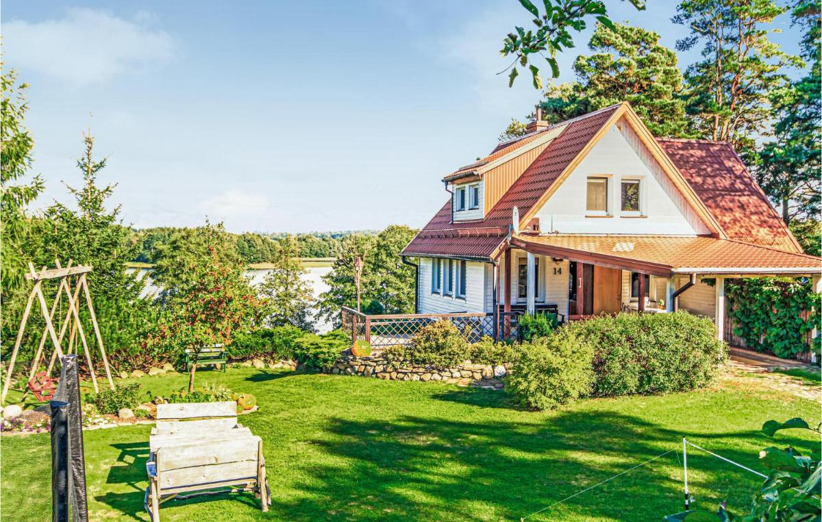 Cozy Home In Mragowo With House Sea View