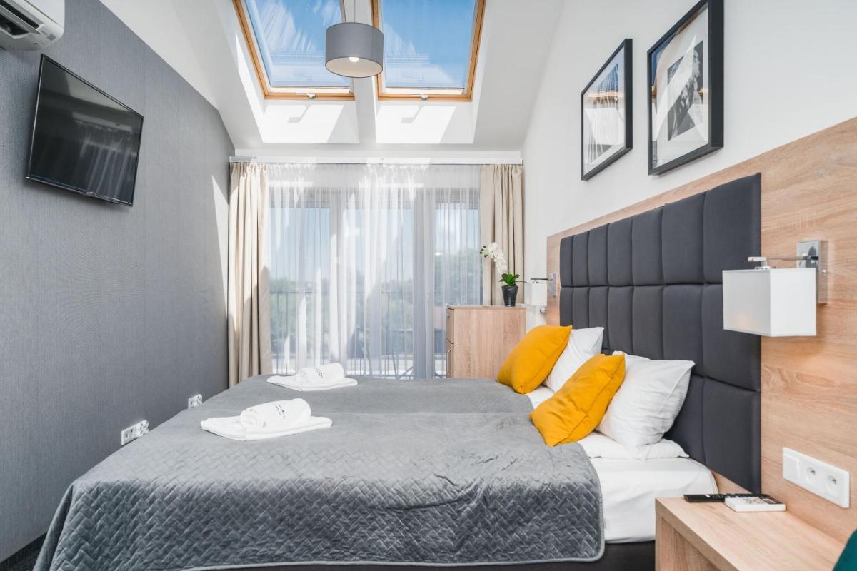 Aron Residence - by Upstairs