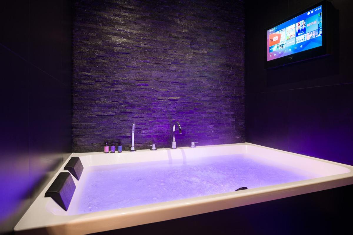 Margi Flair Private 2person JACUZZI Hanza Tower