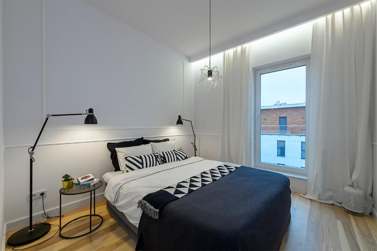 Marina Glamour Apartment - 3 pokoje, widok na marinę i garaż w pakiecie