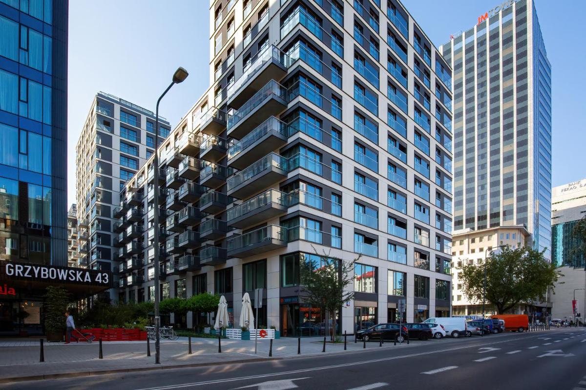 Mennica Residence - City Center Apartments by Noclegi Renters