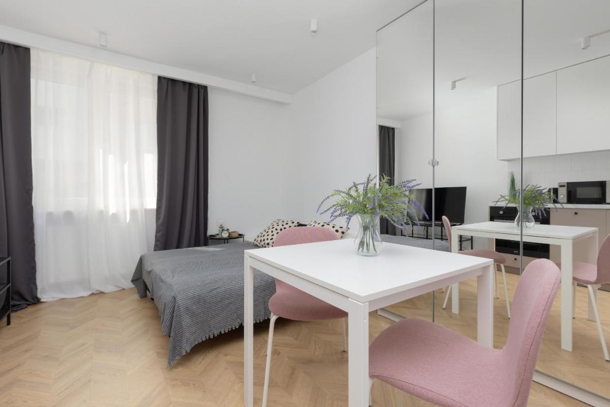 Modern & Cozy Apartment Warsaw Downtown by Noclegi Renters