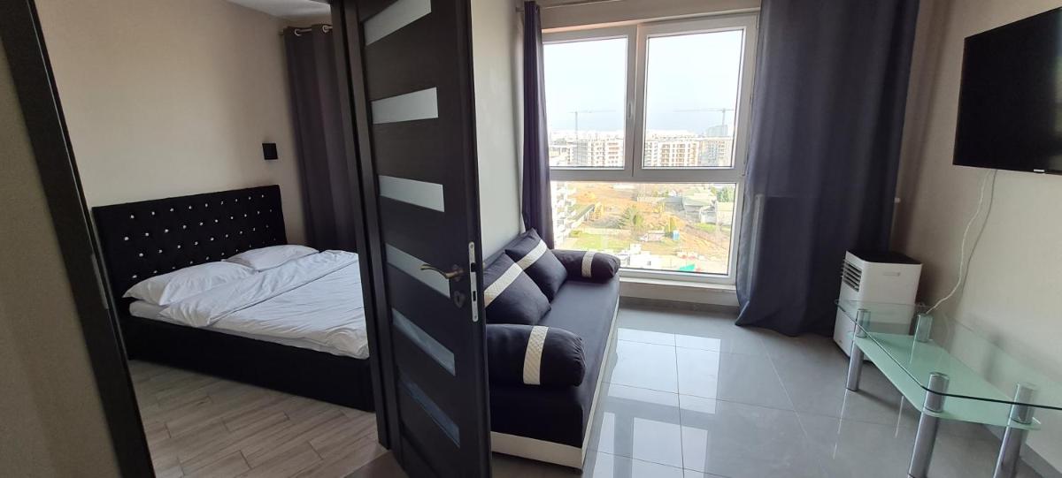 Metro Modern Warsaw Apartments