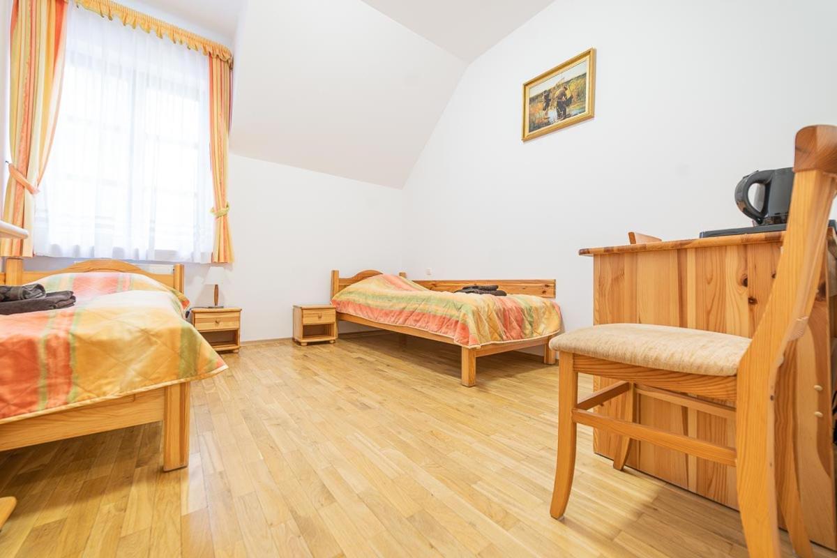 Ośrodek Wrzosowa Góra - pokoje