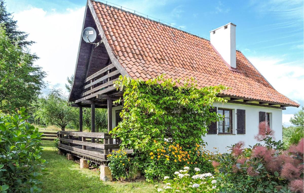 2 Bedroom Cozy Home In Klebowo
