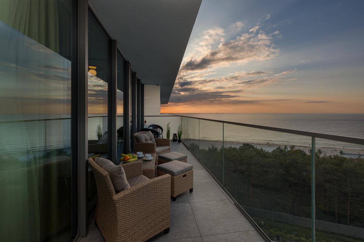Royallux Apartment Waves Resort & SPA - Sea View from Balcony by Renters Prestige