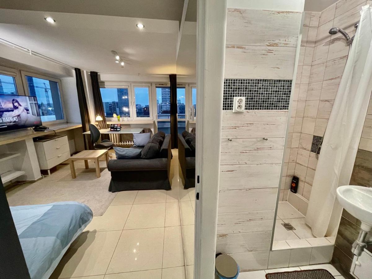 SAWA Apartment 2xMetro WiFi 500 Mbs 50’TV Netflix HBO AppleTV+