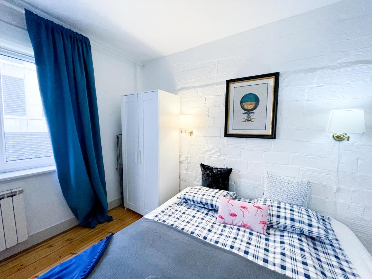 SuperApart Tamka apt5 MiniStudio, Family Friendly Abode