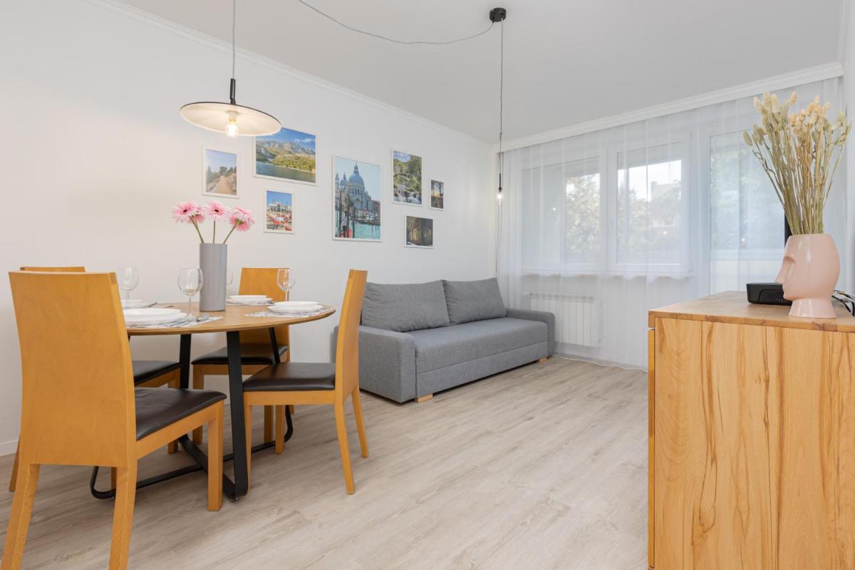 Warsaw Stawki Cosy Apartment by Noclegi Renters