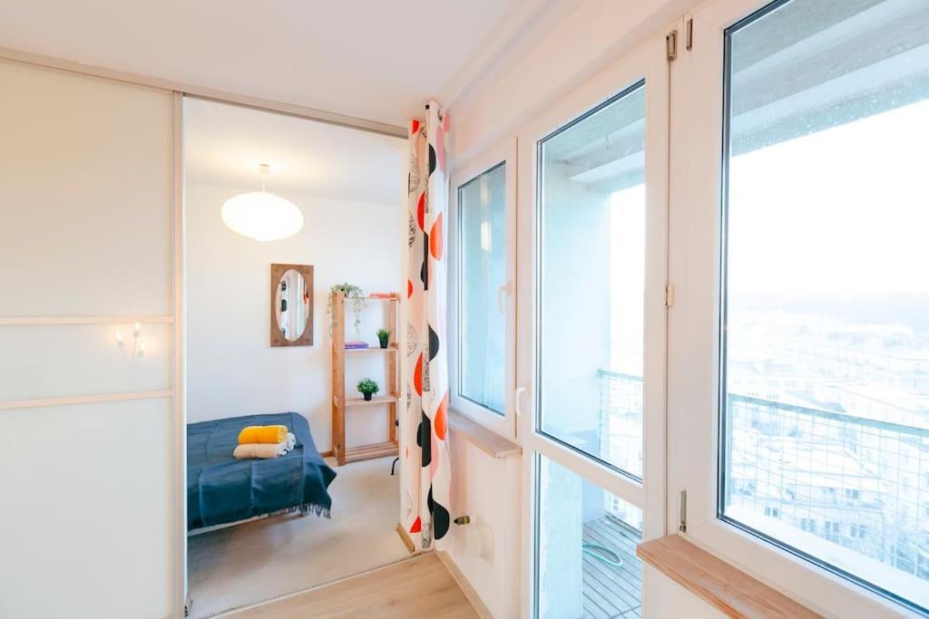 Wawaview! Studio with an amazing view! Powiśle.