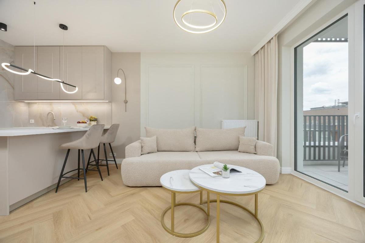 Żupnicza Elegant Apartment with Balcony & Parking Warsaw by Noclegi Renters